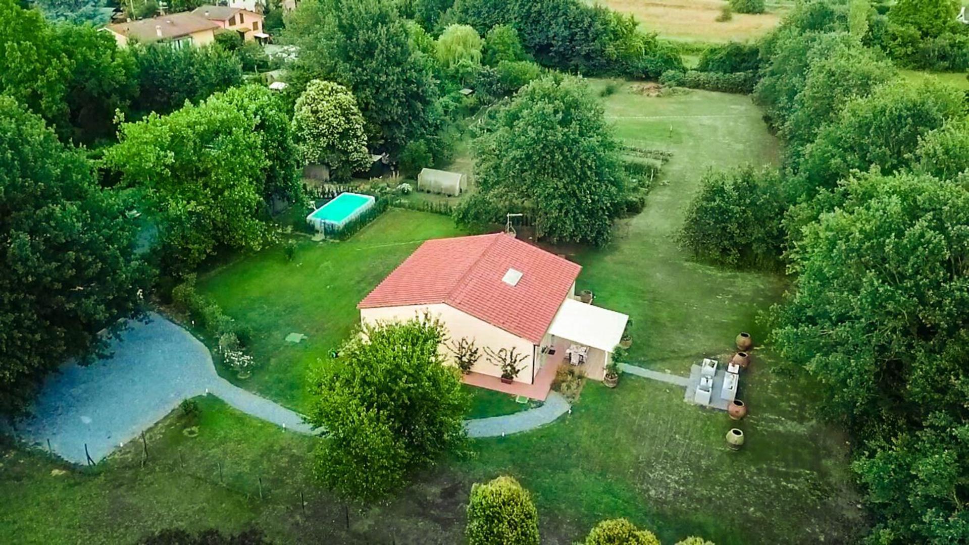 Villa Bassotta, A Charming Cottage Lucca Exterior foto